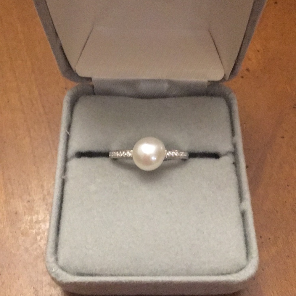 STERLING SILVER CZ AND SYNTHETIC PEARL RING
